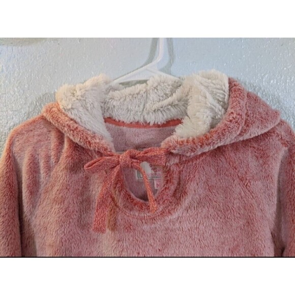 NWT Hoodie Pullover Size M . - Picture 4 of 12
